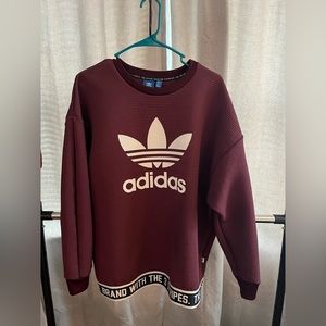 Adidas sweatshirt maroon in size large
